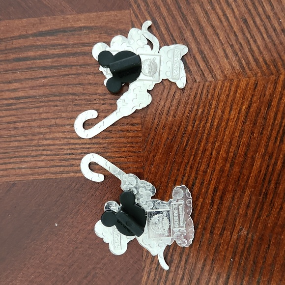 Disney Mickey and Minnie Mouse Holiday Pin Set 2019 Candy Cane - Picture 4 of 6